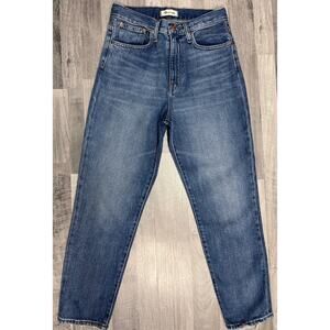 Madewell The Momjean High Rise Straight Leg Jeans Size 27 Medium Wash Frayed Hem